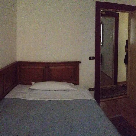 Al Castello Szálloda 2*
