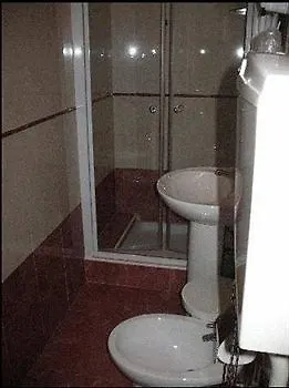 Готель Al Castello 2*